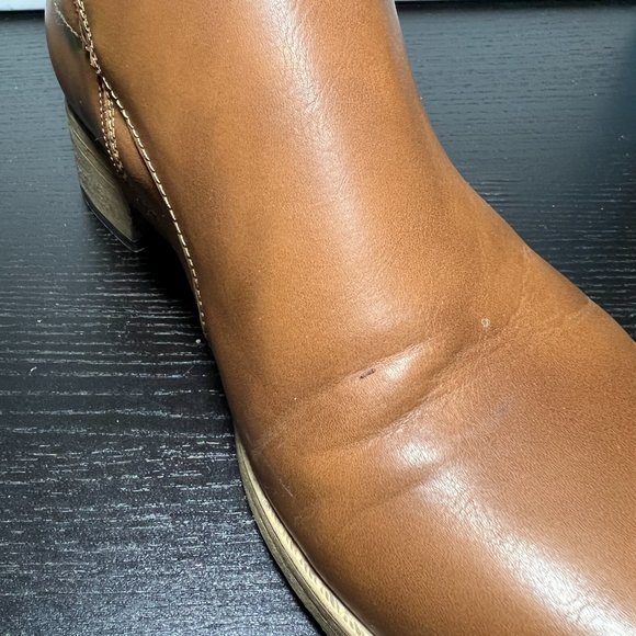 Brown leather ankle boots - Picture 7 of 7